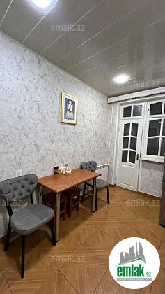Satılır 2 otaqlı 70 m² köhnə tikili Ayna Sultanova heykəli — Mənzil (10)