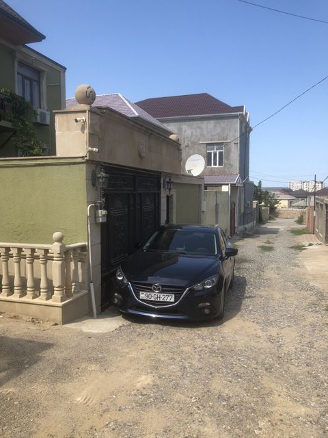 Satılır 4 otaqlı həyət evi/bağ evi 150 m² — Bakı