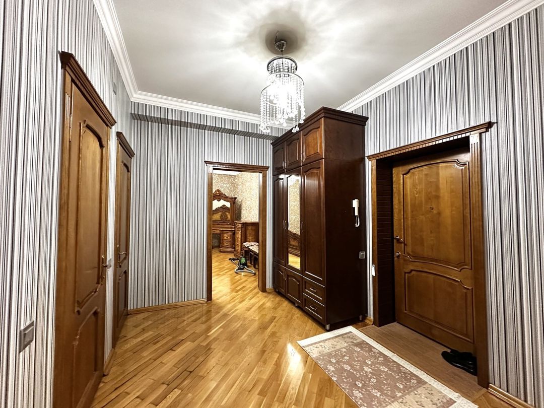 İcarəyə verilir 3 otaqlı yeni tikili 120 m² — Mənzil, Bakı (8)