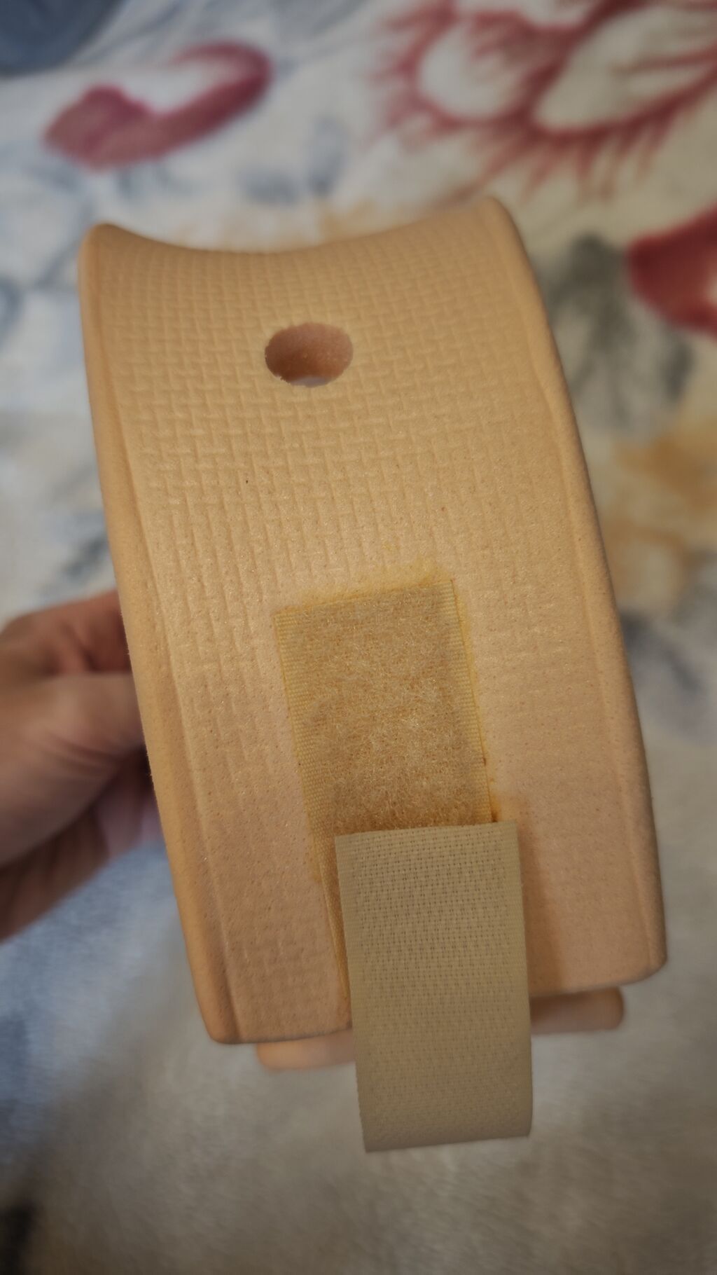 Boyun dəstəyi (servikal yaxalıq) - Material: yüngül və elastik — Ortopedik tabanlıq və bərkiticiləri, Bakı (2)
