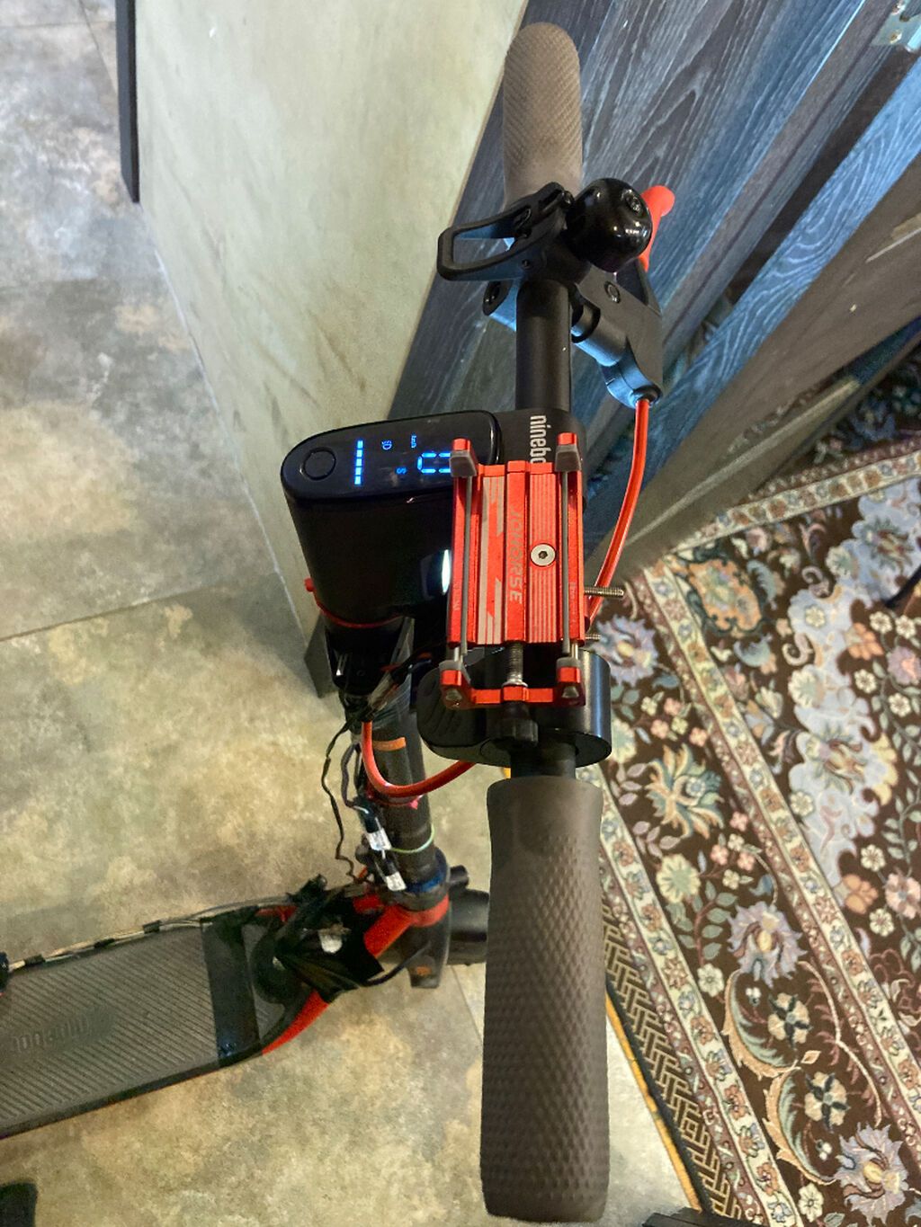 İşlənmiş Elektrik samokat 10", 351 - 500 Vt, 26 - 35 km/s, Ünvandan götürmə, Ödənişli çatdırılma — Skuterlər, Saray (8)