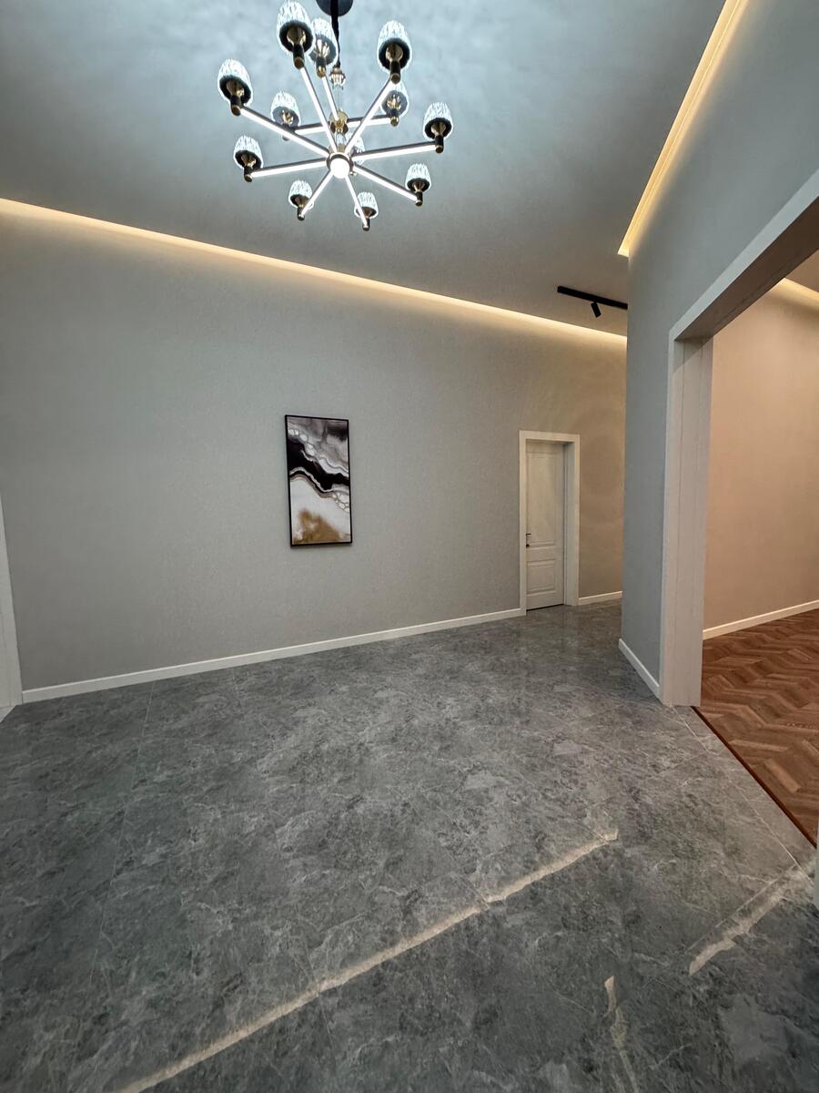 Satılır 5 otaqlı həyət evi/bağ evi 240 m² — Ev, villa, Bakı (8)