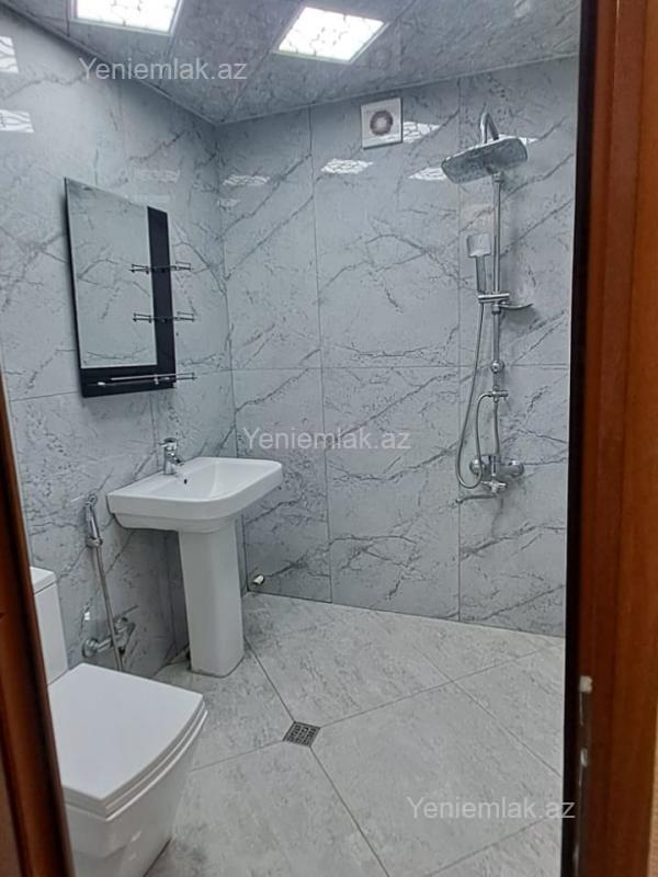Satılır 3 otaqlı Bina evi menzil (Köhnə tikili), 63 m², 5-ci mikrorayon — Mənzil, Sumqayıt (12)