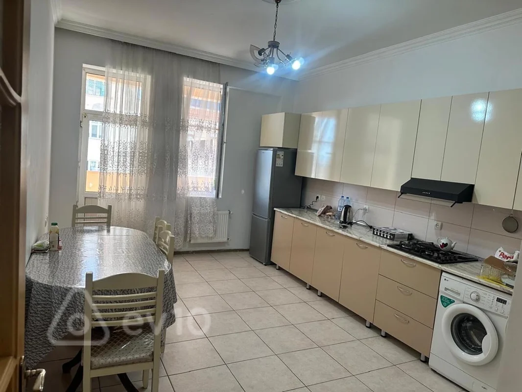 3 otaqlı mənzil, 115 m², Əsəd əhmədov — kirayə — Bakı