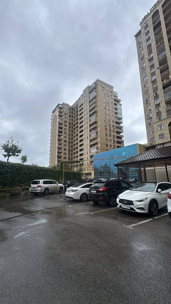 Satılır 5 otaqlı yeni tikili 260 m² — Mənzil, Bakı (3)