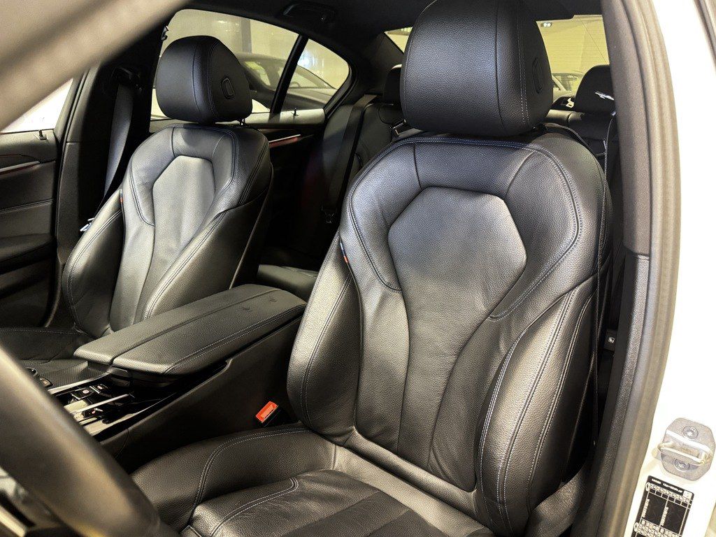 BMW 530e, 2.0 L, 12 kWh, 2023 il, 64 500 km — Avtomobillər, Bakı (11)