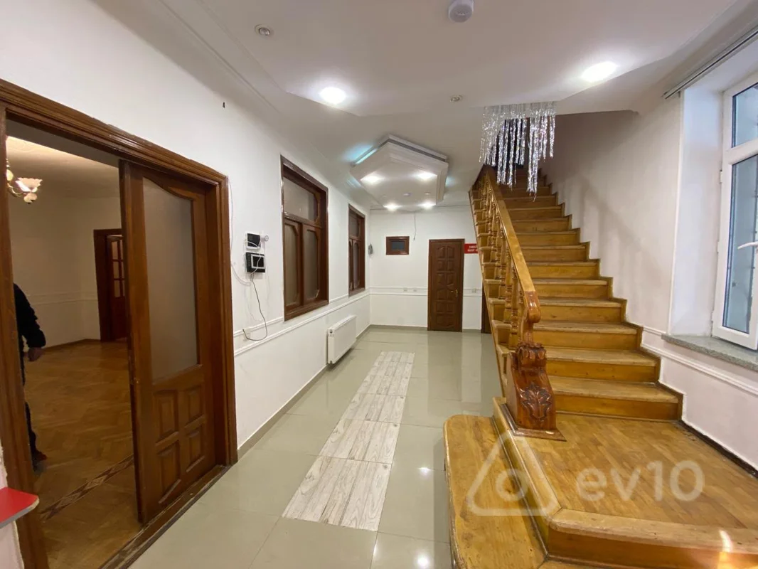 9 otaqlı həyət evi, 450 m², teymur Əliyev küçəsi — Ev, villa, Bakı (7)