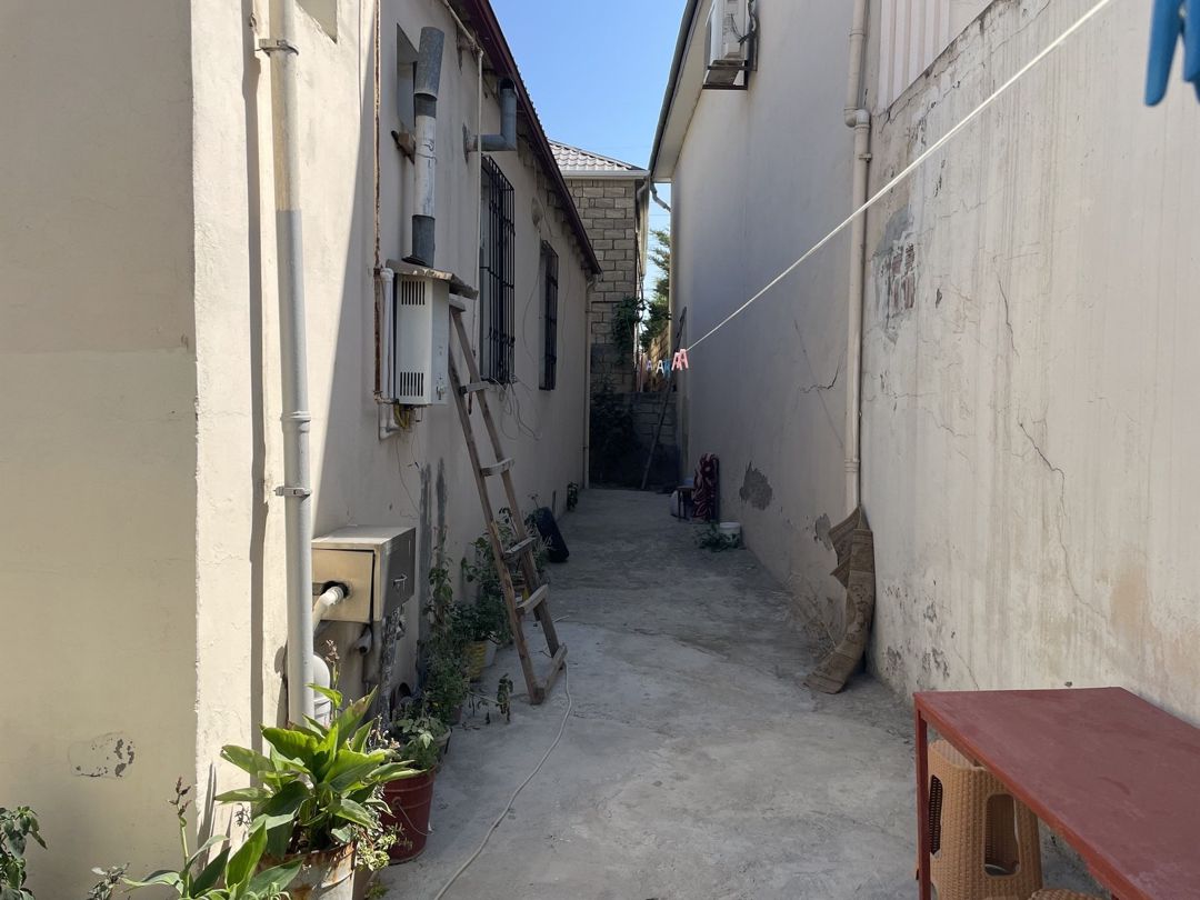 Satılır 4 otaqlı həyət evi/bağ evi 120 m² — Ev, villa, Bakı (3)