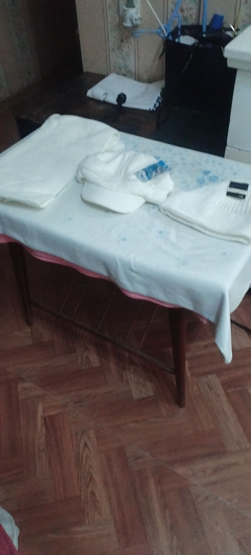 Hamsı 15 man — Baş geyimi, Bakı (4)