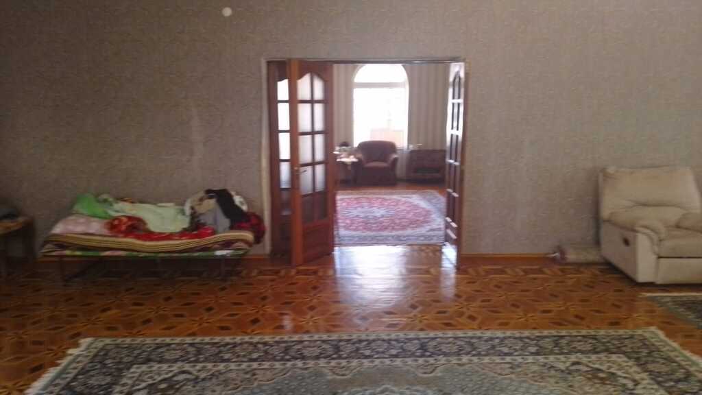 Satılır 7 otaqlı həyət evi/bağ evi 400 m² — Ev, villa, Bakı (9)