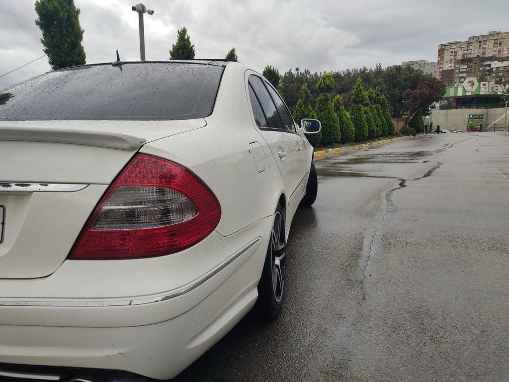 Mercedes E 240, 2.6 L, 2003 il, 332 000 km — Avtomobillər, Bakı (12)