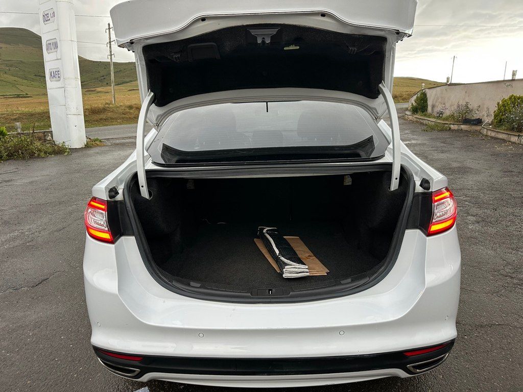 Ford Fusion (North America), 2.0 L, 2015 il, 301 000 km 77-BM-819 — Avtomobillər, Gədəbəy (12)