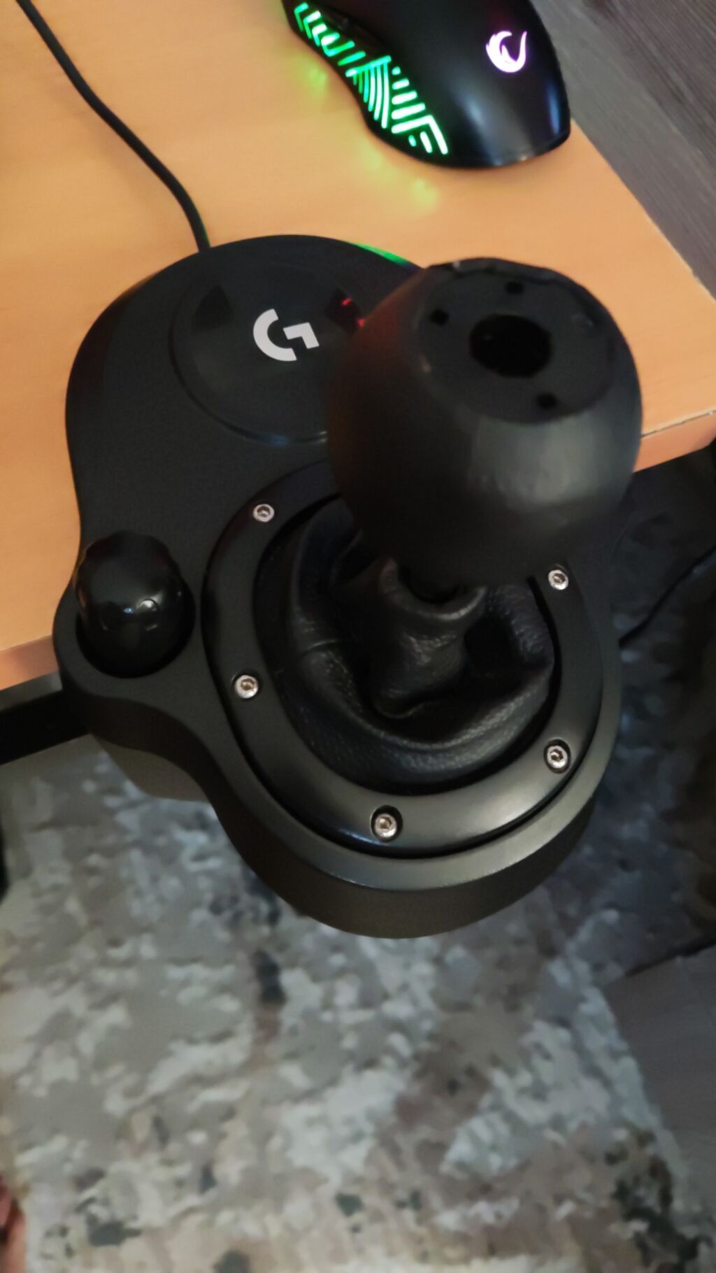 Logitech G923 sükan və pedal dəsti satılır. Çox səliqəli istifadə — Gampadlər, smartfon üçün triggerləri, Bakı (6)