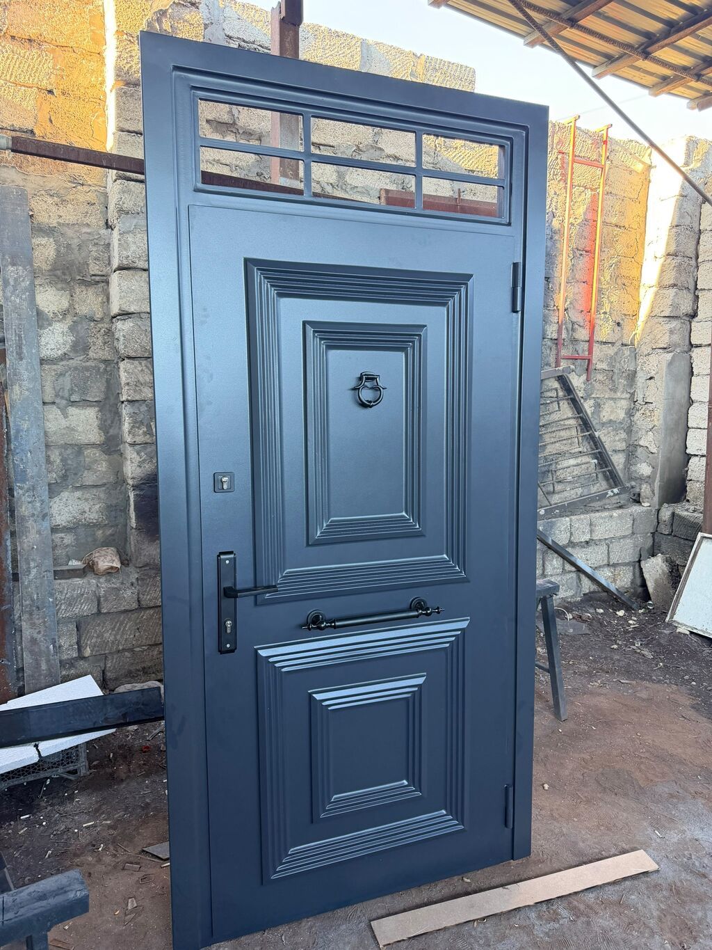 Mənzil üçün Yeni Giriş qapısı 120x220 sm Şəbəkə ilə, Zəmanətli, Pulsuz quraşdırma, Pulsuz çatdırılma, Ödənişli çatdırılma, Rayonlara çatdırılma — Pəncərələr, qapılar, balkonlar, Digah (3)