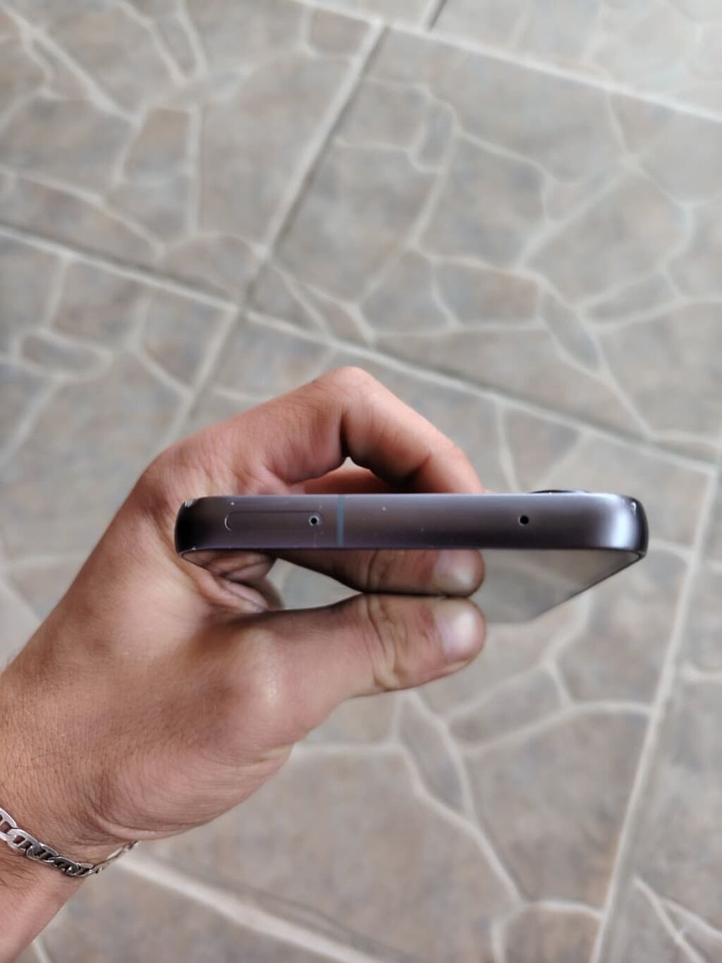 Samsung Galaxy S23 FE, 256 GB, rəng - Boz, İki sim kartlı — Samsung, Xudat (5)