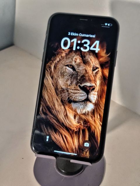 IPhone Xr, Qara, Face ID — Xırdalan