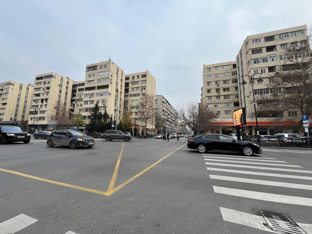 Satılır 3 otaqlı köhnə tikili 75 m² — Mənzil, Bakı (11)