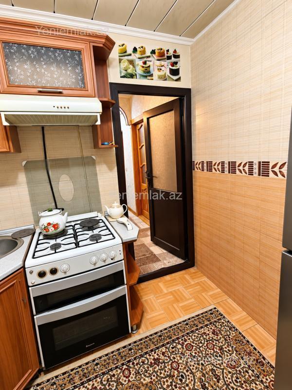 Satılır 3 otaqlı Bina evi menzil (Köhnə tikili), 64 m², 4-cü mikrorayon — Mənzil, Sumqayıt (12)