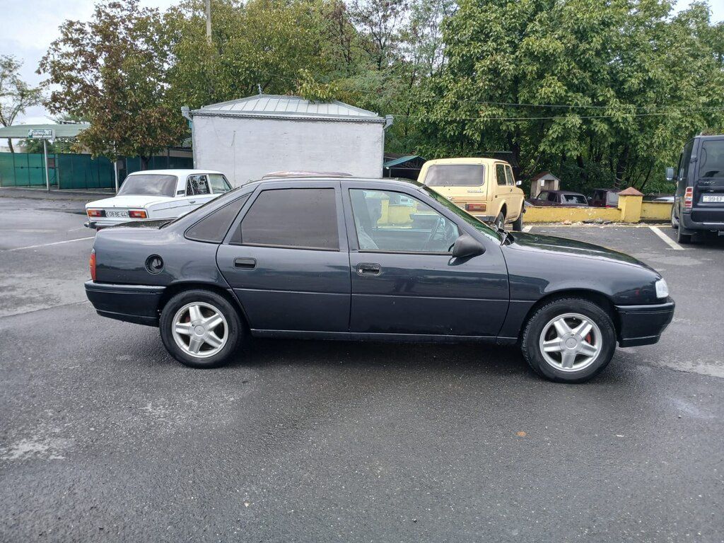 Opel Vectra, 2.0 L, 1992 il, 250 000 km — Avtomobillər, Zaqatala (3)