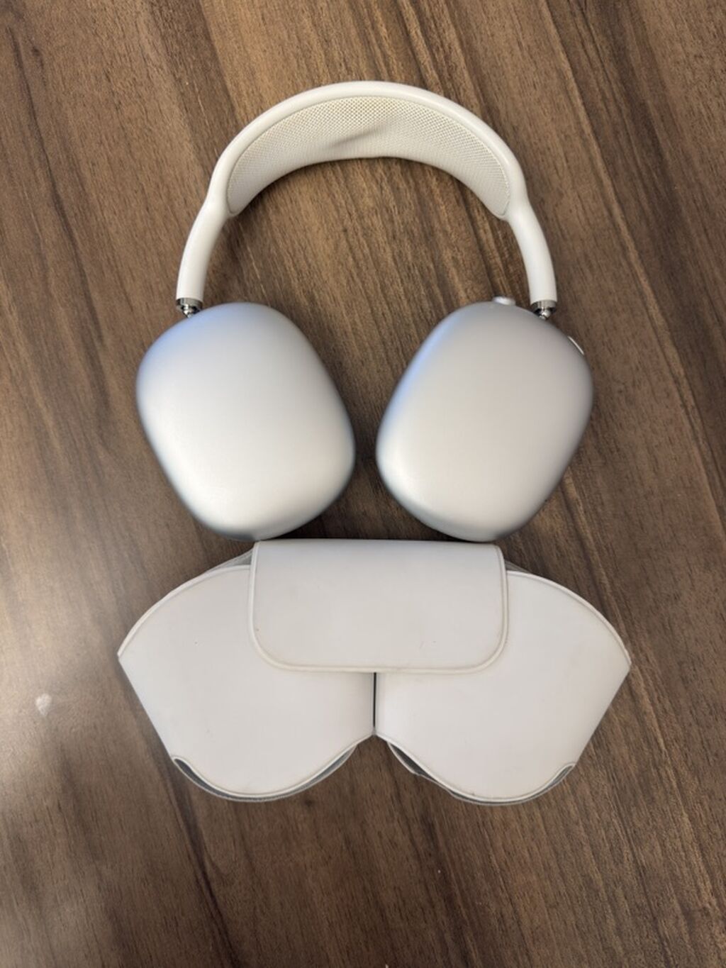 Apple AirPods Max (Gümüş rəng) - Aktiv Səs-küyün Azaldılması (ANC) və — Qulaqcıqlar, Bakı