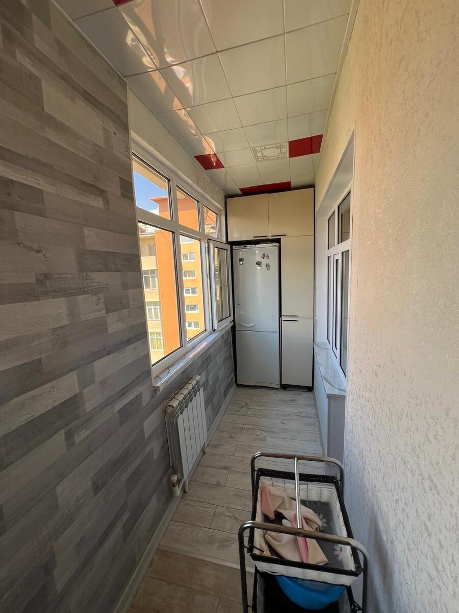 Satılır 4 otaqlı köhnə tikili 100 m² — Mənzil, Bakı (7)