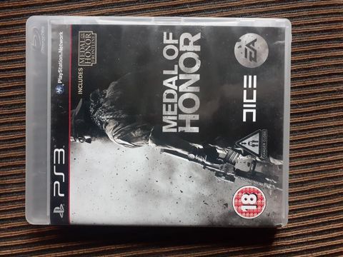 PS3 oyun diskləri – Ea/dıce 1) Medal of Honor (PS3) - Nəşriyyat: EA — Qəbələ