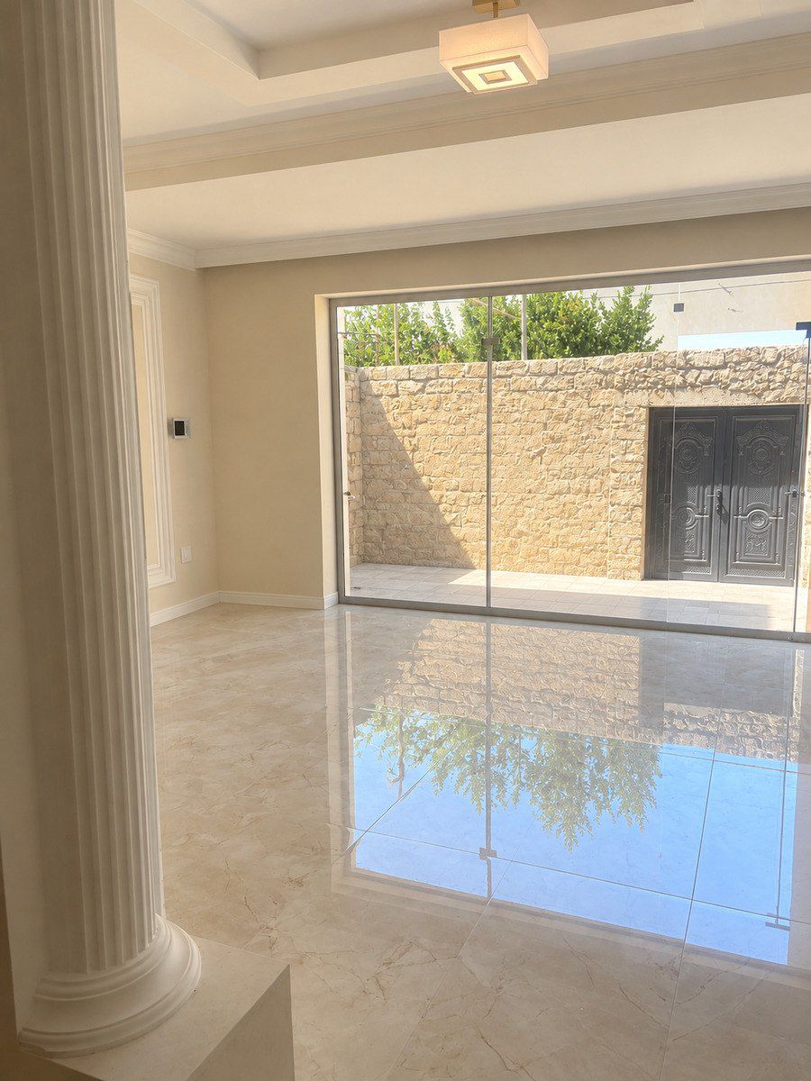 Satılır 4 otaqlı həyət evi/bağ evi 200 m² — Ev, villa, Bakı (2)