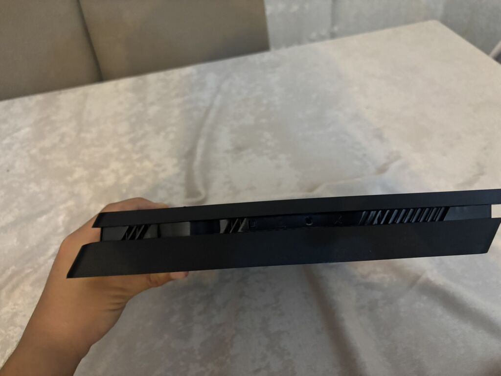 Sony PlayStation 4 Slim oyun konsolu 1 TB 16 oyun - Model — Oyun konsolları, Bakı (3)