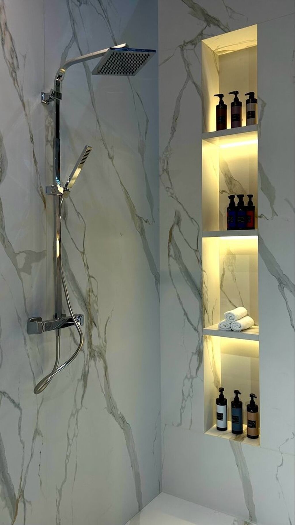 Kafel-metlax işləri Hamam, mətbəx, balkon və mənzillərdə — Duş kabin və bölmələr, Bakı (5)