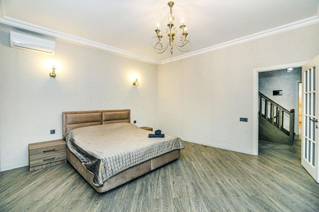 Satılır 7 otaqlı yeni tikili 210 m² — Mənzil, Bakı (9)