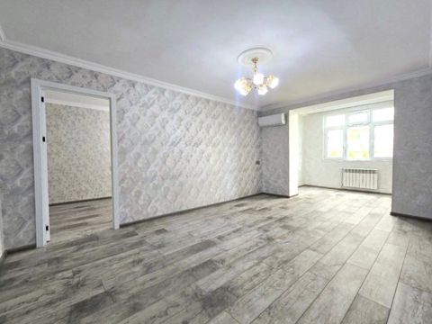 Satılır 2 otaqlı köhnə tikili 60 m² — Bakı