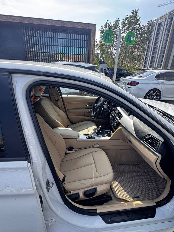 BMW 330, 2.0 L, 2016 il, 270 000 km 10-TM-777 — Avtomobillər, Bakı (8)