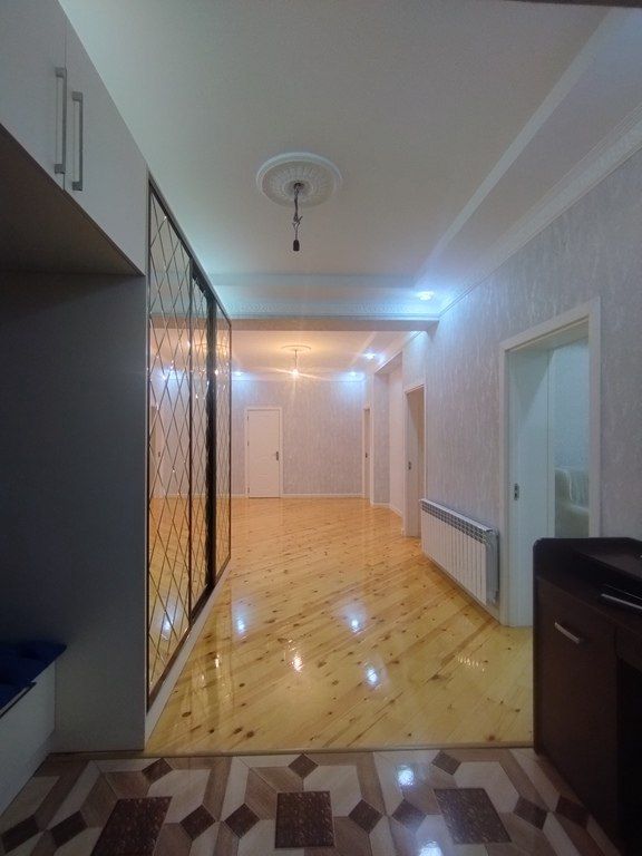 Satılır 3 otaqlı yeni tikili 135 m² — Mənzil, Bakı (2)
