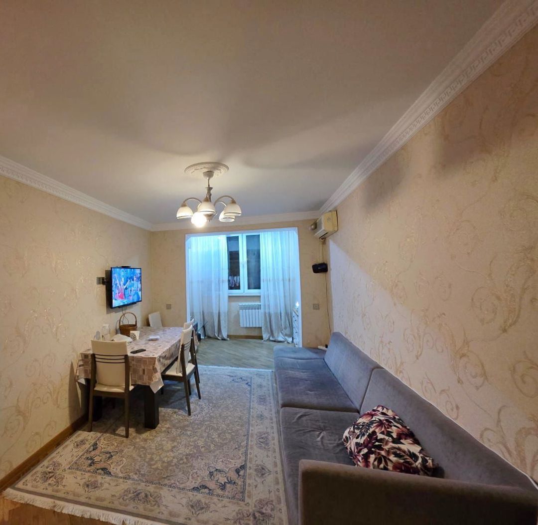 Satılır 2 otaqlı köhnə tikili 55 m² — Mənzil, Bakı (2)
