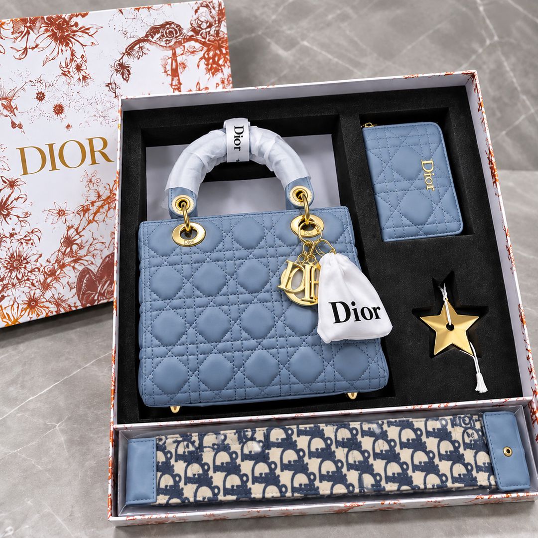 Çiyin çantası, mavi, təbii dəri, 21x21 sm — Mallar, Bakı