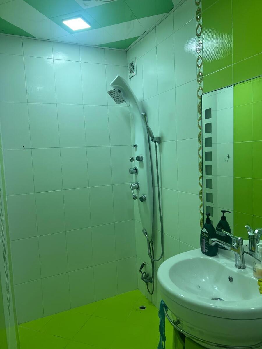 Satılır 4 otaqlı köhnə tikili 110 m² — Mənzil, Bakı (11)