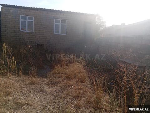 Binəqədi rayonunda 4 otaqlı Həyət evi Satılır, 300 m² — Bakı