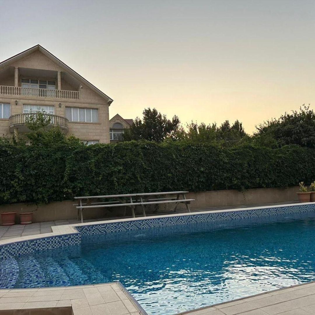 Satılır 12 otaqlı həyət evi/bağ evi 650 m² — Ev, villa, Bakı (8)