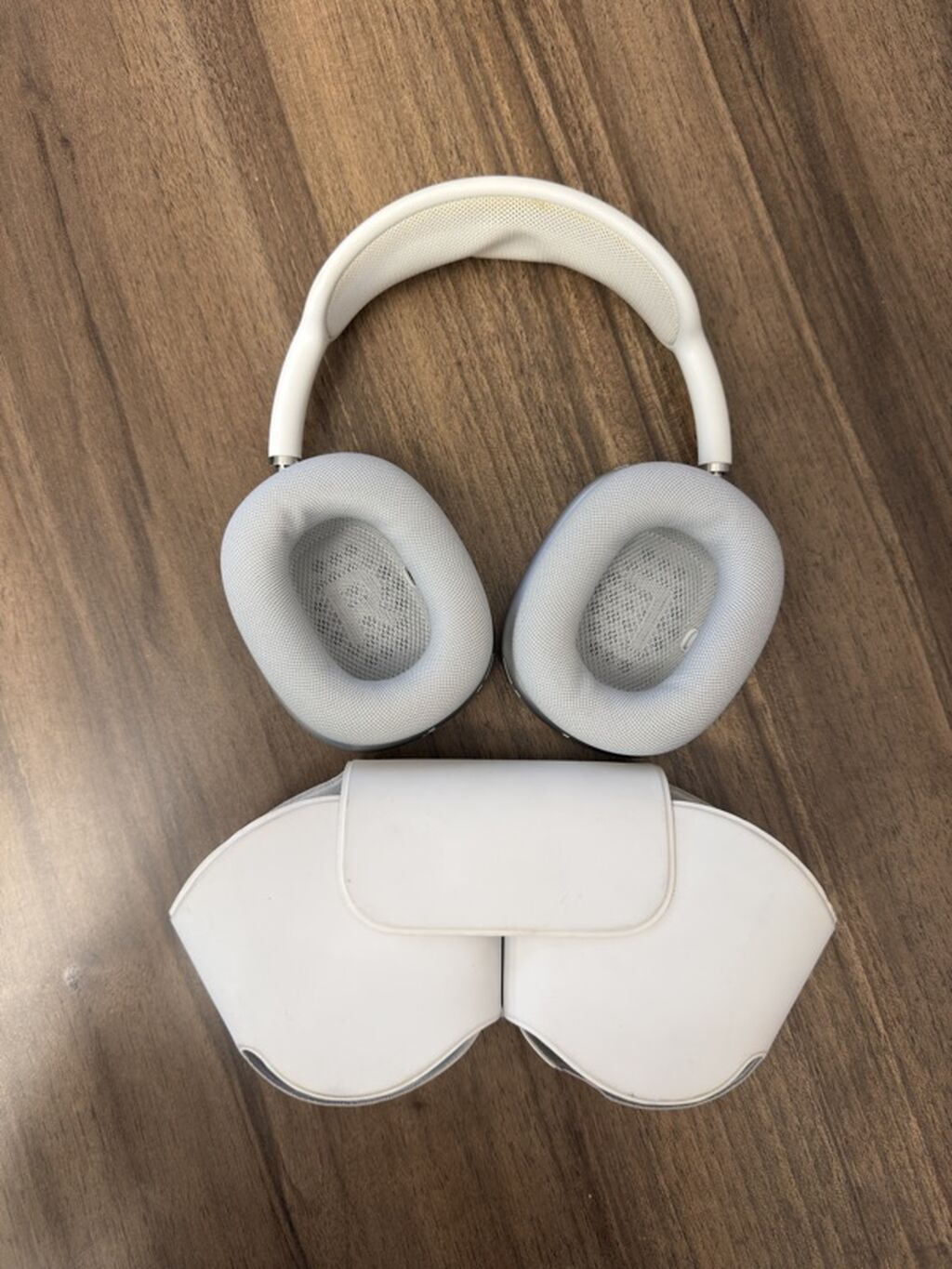 Apple AirPods Max (Gümüş rəng) - Aktiv Səs-küyün Azaldılması (ANC) və — Qulaqcıqlar, Bakı (2)