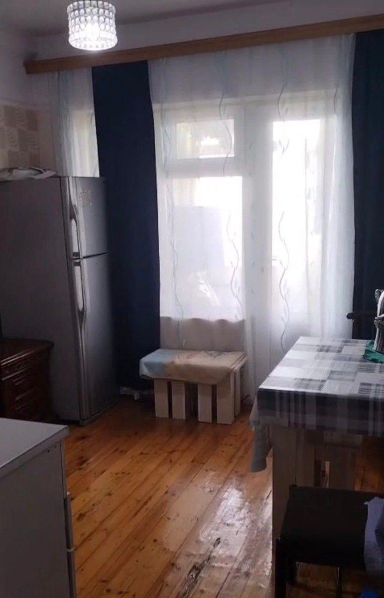 Satılır 2 otaqlı köhnə tikili 60 m² — Mənzil, Bakı (2)