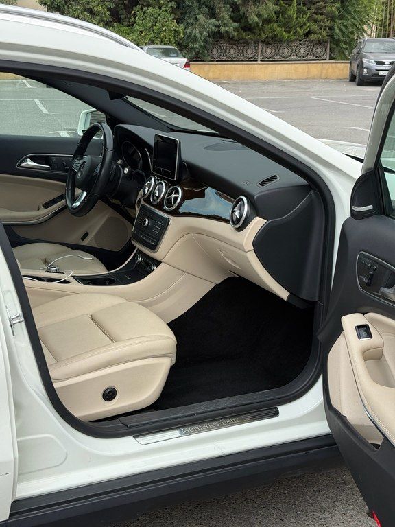 Mercedes CLA 250 4MATIC, 2.0 L, 2017 il, 163 252 km — Avtomobillər, Bakı (8)