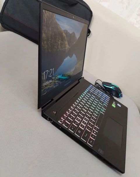 Gaming noutbuku. Ağır oyunlar üçün, proqramlar işlətmək üçün. Az — Digah