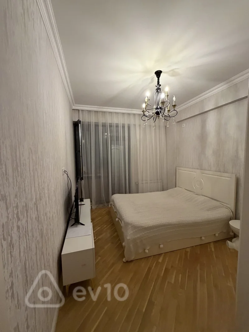 3 otaqlı mənzil, 70 m², Ruhulla Axundov — Mənzil, Bakı (3)