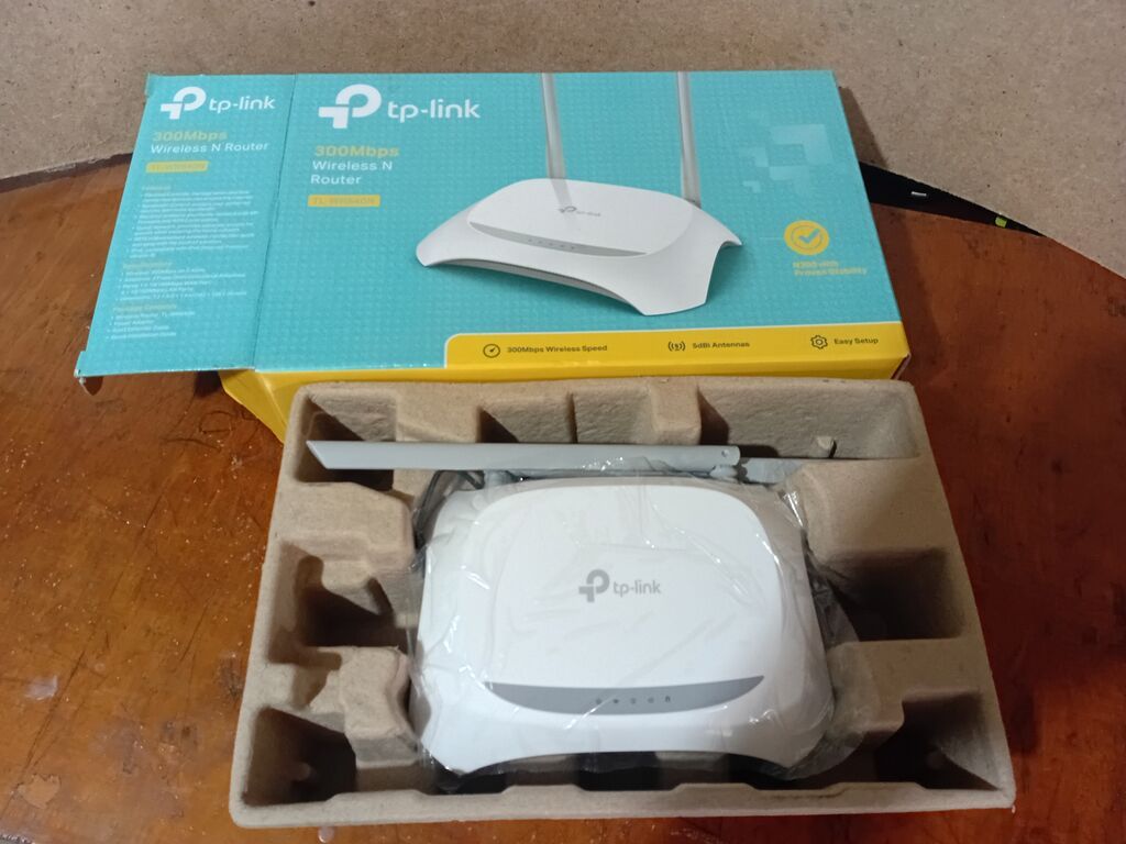 TP-Link 300Mbps Wireless N Router Xüsusiyyətlər: - Sürət: 300 Mbps — Şəbəkə və server avadanlığı, Digah (2)