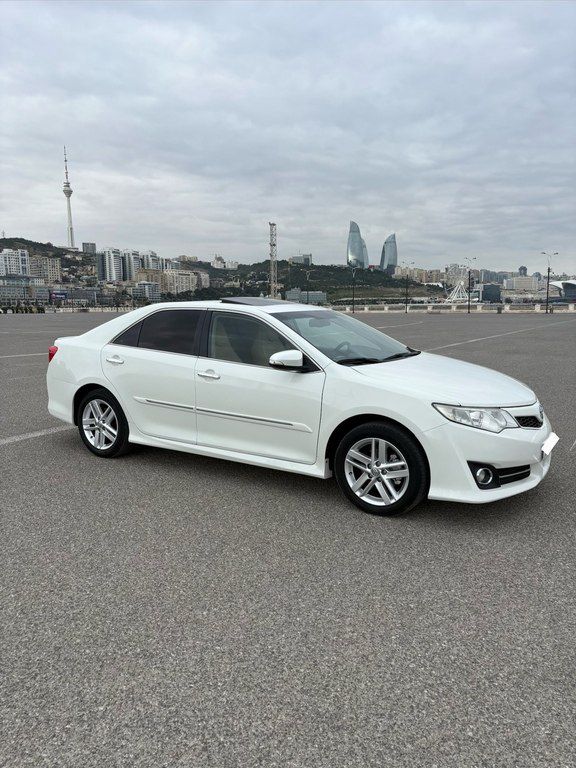 Toyota Camry, 2.5 L, 2013 il, 288 000 km — Avtomobillər, Bakı (4)