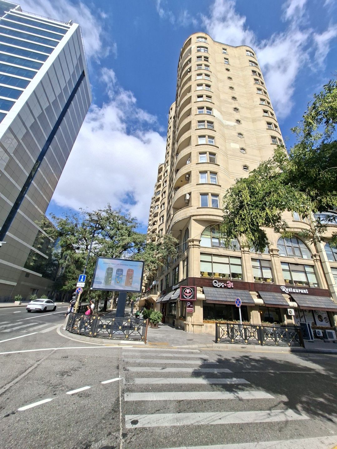 Satılır 4 otaqlı yeni tikili 180 m² — Mənzil, Bakı