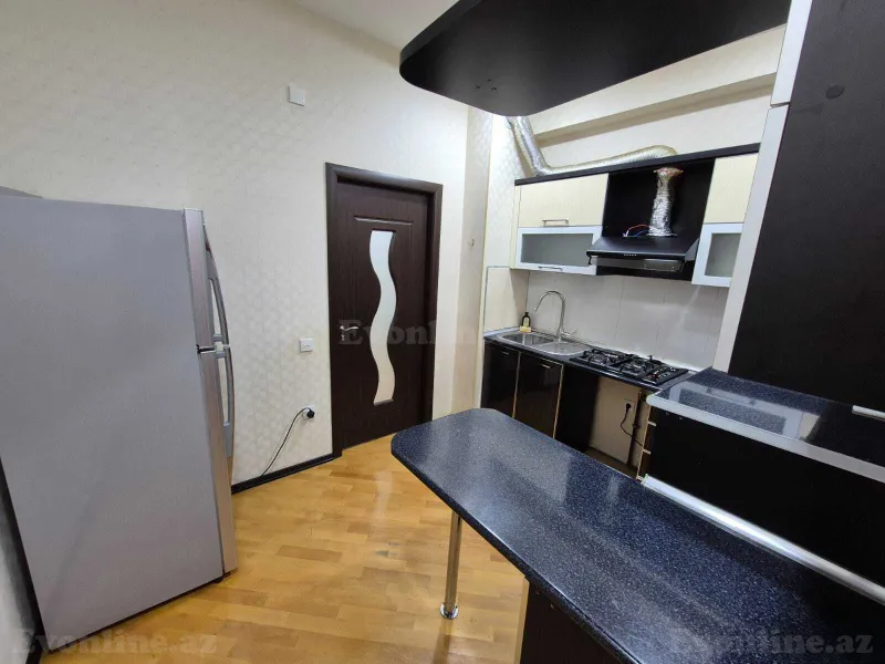 Satılır 3 otaqlı Mənzil Yeni tikili 98 m² Bakı, Yasamal r., Yeni Yasamal — Mənzil, Bakı (8)