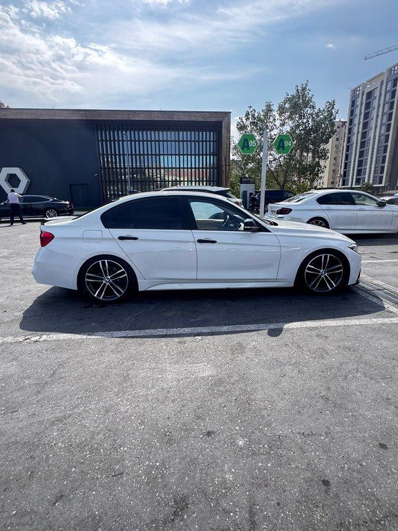 BMW 330, 2.0 L, 2016 il, 270 000 km 10-TM-777 — Avtomobillər, Bakı (5)