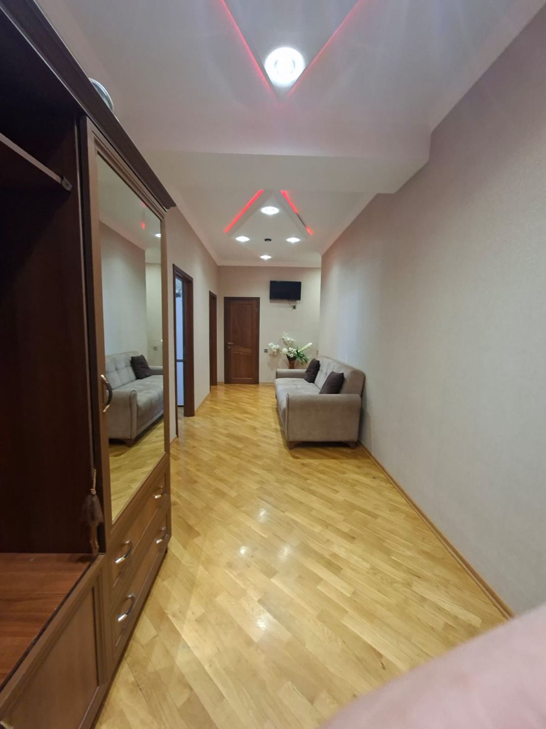 Satış: 2 otaqlı Yeni tikili, 84 m², Xətai rayonu — Mənzil, Bakı (10)