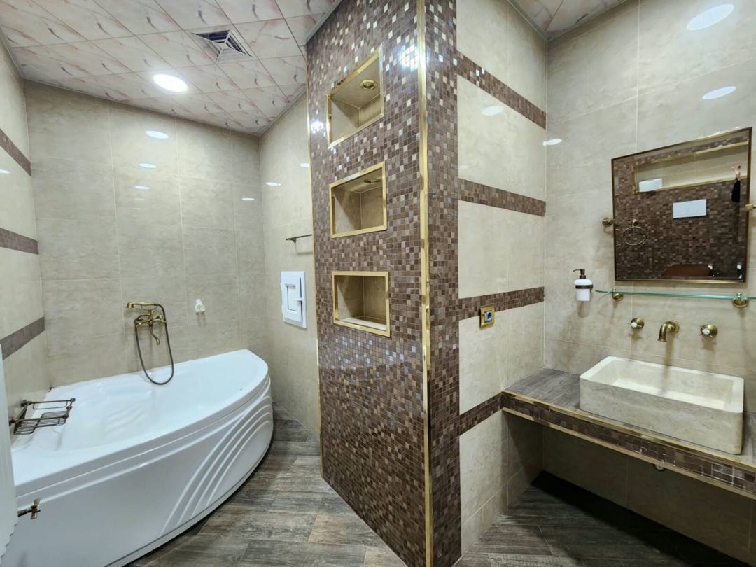 İcarəyə verilir 4 otaqlı yeni tikili 200 m² — Mənzil, Bakı (10)